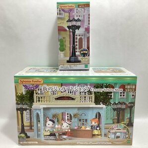 未使用 エポック社 シルバニアファミリー 街のジェラートショップ TS-06 + 街灯 TF-01 Sylvanian Families TOWN カウンター テーブルの画像1