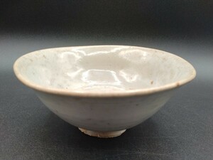 李朝 白磁 堅手 茶碗 朝鮮 古陶磁 骨董 【2-c】