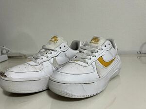 ナイキ AIR FORCE 1厚底ロー 23.5cm