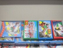 大量！未開封品！　丸昌　ウルトラマンシリーズ全般　ミニカード3箱セット　合計405枚_画像3