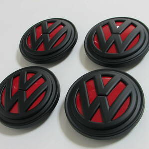 VW フォルクスワーゲン ホイールセンターキャップ マットブラック×レッド 艶無し 4個セット 65mm ゴルフ ビートル ティグアン パサートの画像2