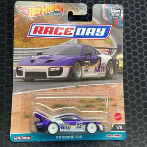 Hot WHeeLs PORSCHE 935