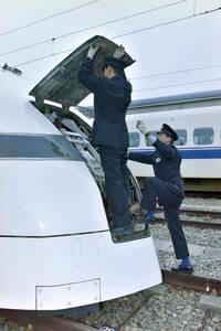 300系 連結器 カバー開け