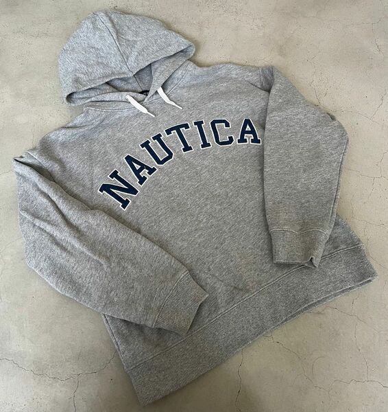 【NAUTICA/ノーティカ】アップリケロゴ裏毛パーカー