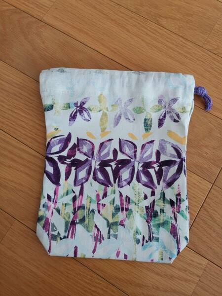 紫系フラワーモチーフ柄巾着袋　ハンドメイド　3