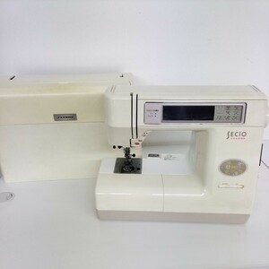 ◎14045 JANOME SECiO MODEL 8200 コンピューターミシン ジャノメ セシオ ケース付き 手芸 ハンドメイド 手工芸 動作未確認