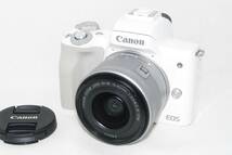 ★極美品★Canon キャノン EOS Kiss M EF-M 15-45mm IS STM レンズキット ホワイト♪_画像1