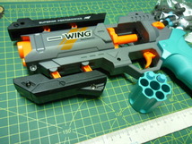 激安セール、新品爆裂WINGナーフNERFタイプ変形エアコッキング樹脂製癒し,ストレス解消系エアガンです。_画像6