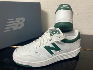 新品未使用品　大人気！24cmニューバランス（new　balance）レディーススニーカーBB480LNGホワイトグリーン白緑