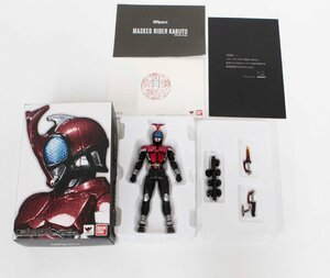 【中古品】バンダイ S.H.Figuarts 真骨彫 仮面ライダーカブト ライダーフォーム'