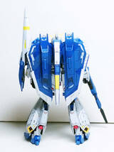 RG 1/144 MSZ-006 ゼータガンダム ZETA Z GUNDAM RGリミテッドカラーver スプリッターカラー 塗装済 完成品【管理:ZG035】_画像7