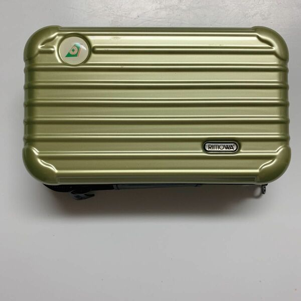 新品未使用 エバー航空 リモワ RIMOWA ファーストクラス ポーチ　ライトグリーン アメニティ