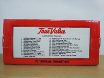 ■ Ertl Collectiblesアーテル RC2True Value 1/33 1918 Mack Flatbed Truck トラック ダイキャストミニカー_画像9