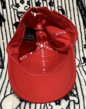 春にオススメ♪赤色ローキャップ[H&M エイチアンドエム]スナップバックキャップ帽子CAP/フリーサイズ/男女OKユニセックス仕様♪_画像4