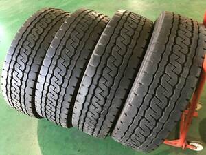 s242-4-3 ☆295/70R22.5 BS M810 中古タイヤ4本セット！ ブリヂストン M810 2019年製　k340