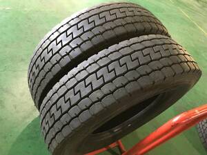 s249-4-3 ☆295/80R22.5 Yokohama 710R 中古2本set！ 202006製 残溝たっぷり15ｍｍ♪ k170