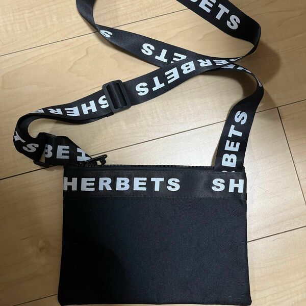 限定！sherbest サコッシュ