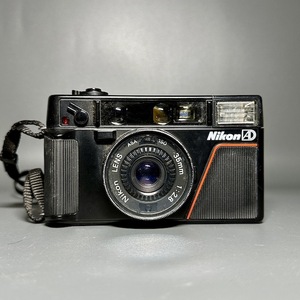 Nikon　ニコン　L35AD　Nikon LENS ASA ISO 35mm 1:2.8　カメラ　コンパクトカメラ　フィルムカメラ　ジャンク品