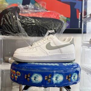 AIR FORCE 1 '07 "WHITE LIGHT SMOKE GREY" FJ4146-100 （ホワイト/ホワイト/ライトスモークグレー）