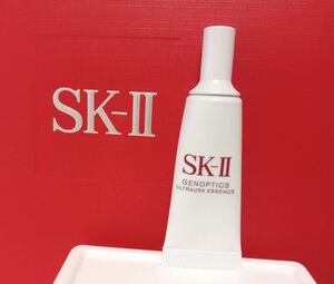 SK-II　ジェノプティクス　ウルトオーラ　エッセンス　美白美容液10ml 新品未使用