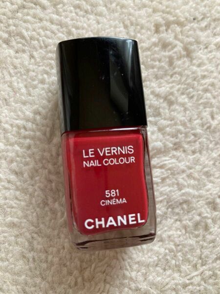 CHANEL マニキュア581シャネル コスメ 残半量以上 CHANEL ネイルカラー マニキュア ヴェルニ ネイルエナメル