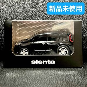 シエンタ ブラック 黒 ミニカー プルバックカー 非売品トヨタ カラーサンプル sienta