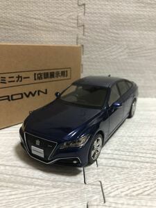 1/30 トヨタ 新型クラウン CROWN RS Advance カラーサンプル 非売品 ミニカー　ダークブルーマイカ