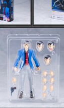 送料無料　S.H.Figuarts ルパン三世 [ルパン三世]　フィギュアーツ　バンダイ　BANDAI　LUPIN THE THIRD　モンキー・パンチ　2016　USED_画像9