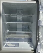 【RKGRE-319】特価！三菱/330L 3ドア冷凍冷蔵庫/NR-CX33EA-AS1/中古品/2017年製/当社より近隣無料配達！_画像4