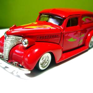 ③ 1/64 サイズ 1936 FORD PANEL VAN 美品 ケース・パッケージ無し アメ車 ロッダー ローライダー クラシックカー アメリカンの画像1