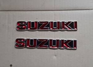SUZUKI タンクエンブレム　凹型　初期タイプ　張り付け　GS400 GSX250E GSX400E GSX450E GSX400FS インパルス　GT250 GT380 GT550 GT750 赤