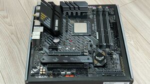ASUS TUF GAMING B550M-PLUS (WI-FI) マザーボード & AMD RYZEN 7 3700X CPU