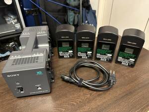 SONY BC-L100 CHARGER & ROWA JAPAN V-MOUNT BATTERY