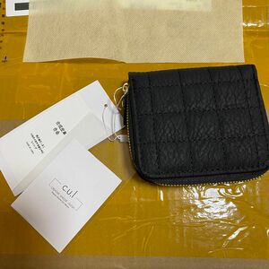 黒の女性用財布。未使用