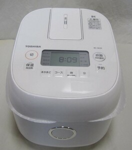 未使用　TOSHIBA東芝 IH炊飯ジャー(3合炊き) 炊飯器 RC-5E2X　