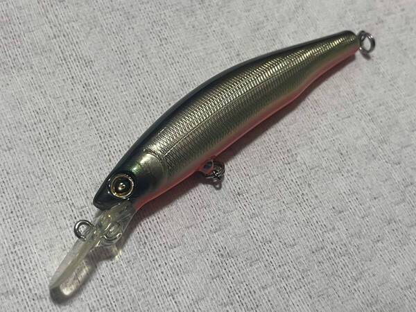 ザウルス レックス MD ミディアムディープ 9cm サクラマス シーバス