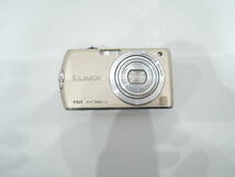 Panasonic LUMIX DMC-FX70 デジカメ　起動確認済　A3352_画像1