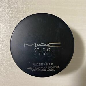 マック MAC スタジオフィックスプロセットブラールースパウダー ブランド：M・A・C