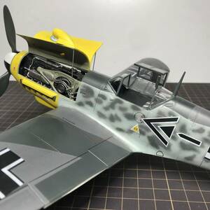 レベル　1/32Bf109F 完成品　JG51 ヴェルナーメルダース大佐機