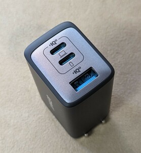 送料無料Anker動作品アンカーまずまずの美品PowerPortIII 3Port 65W Pod (USB PD 充電器 USB-A & USB-C 3ポート)A2667急速充電器