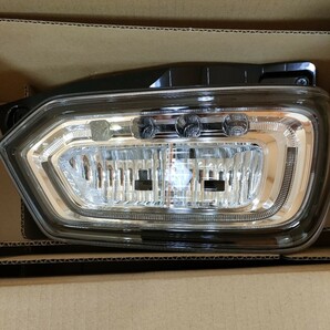 新品 未使用 スズキ 純正 MH55S ワゴンRスティングレー LED テールランプ 左右セット ICHIKOH D206 MH95S MH35S ハイブリッド SUZUKIの画像3