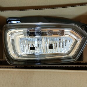 新品 未使用 スズキ 純正 MH55S ワゴンRスティングレー LED テールランプ 左右セット ICHIKOH D206 MH95S MH35S ハイブリッド SUZUKIの画像2