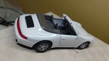 スケール 1/36 POLICE 911 CARRERA CABRIOLET！ ポルシェ！ 世界の名車シリーズ！ WELLY_画像5