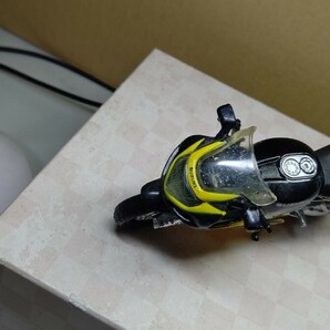 スケール 1/18 SUZUKI GSX R 600 ！ 世界の名バイクコレクション ！ Maistの画像5