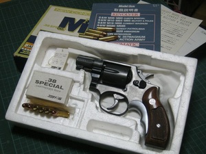 ☆貴重 コクサイ S&W M10 38スペシャル 2inch リアルプロップ仕様 ヘビーウェイト樹脂製(HW) 木製グリップ・ダミーカート付き☆