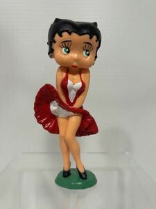 昭和レトロ★1980年代★ベティちゃん★人形 １１．１ｃｍ ３８．２ｇ 当時物 BETTY BOOP フィギュア 手塗 版権有 現状