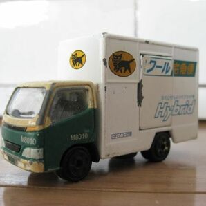 ヤマト運輸 クール宅急便車 クロネコヤマト クロネコミニカー ハイブリット車 M8010の画像1