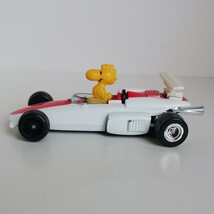 AVIVA スヌーピー MINI DIECAST WOODSTOCK IN RACER _画像4