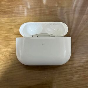 1-3 Apple AirPods Pro ケース A2190 ケースのみ イヤホン無し