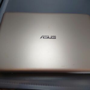 ジャンク　 ASUS Core ノートPC ミニノート R209H